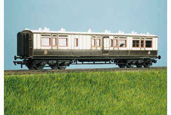 Parkside Models (EX Ratio 734) - LMS (ex LNWR) 50ft Arc Roof Corridor Brake 3rd Coach
