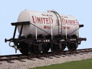 Slaters 70154UD - 7mm Decal - LMS 3000 Gallon 6 Wheel Milk Tank Wagon United Dairies